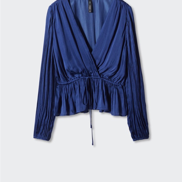 Top - Picture 4 of 4